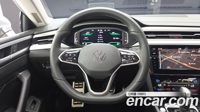 Volkswagen Arteon 2.0 TDI Prestige 2023 — фото 13