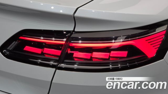 Volkswagen Arteon 2.0 TDI Prestige 2023 — фото 23