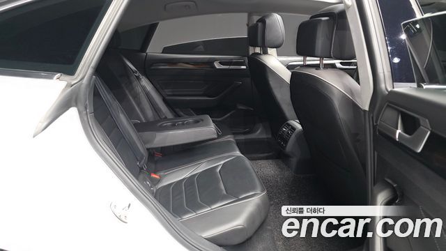 Volkswagen Arteon 2.0 TDI Prestige 2023 — фото 12