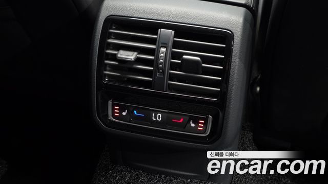 Volkswagen Arteon 2.0 TDI Prestige 2023 — фото 18