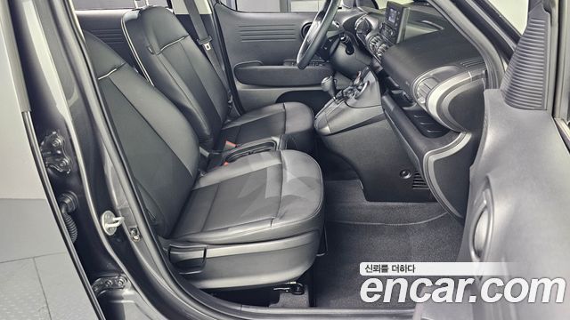 Hyundai Casper The Essential Light 2024 — фото 26