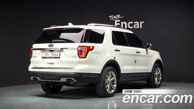 Ford Explorer 2.3 Limited 4WD 5th 2019 — фото 2