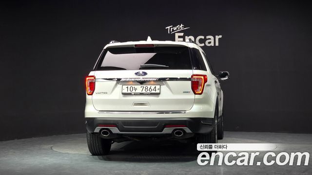 Ford Explorer 2.3 Limited 4WD 5th 2019 — фото 4