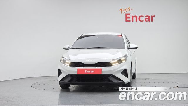 Kia K3 (II) 1.6 Trendy 2023 — фото 3