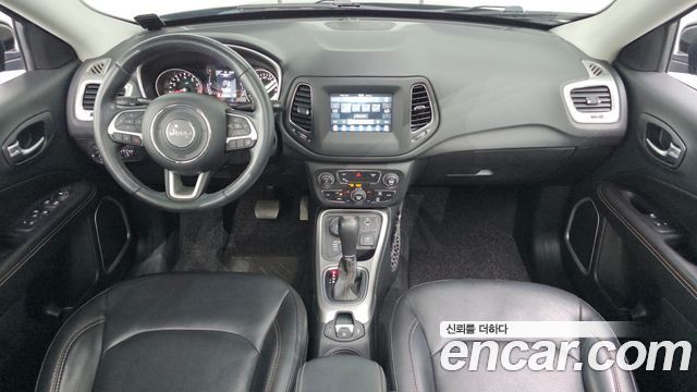 Jeep Compass (II) 2.4 Longitude AWD 2019 — фото 7