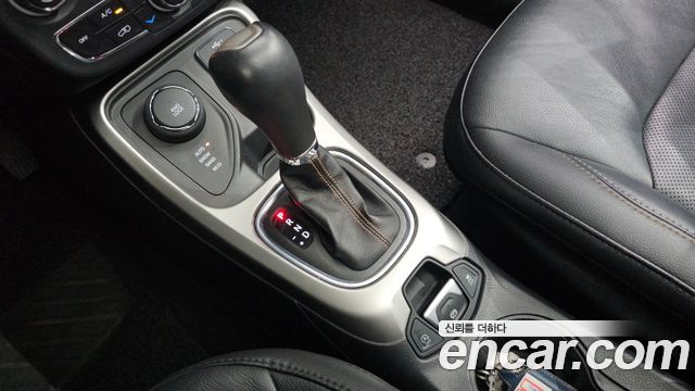 Jeep Compass (II) 2.4 Longitude AWD 2019 — фото 9