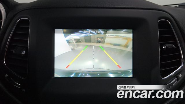 Jeep Compass (II) 2.4 Longitude AWD 2019 — фото 13