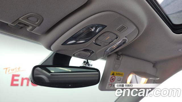 Jeep Compass (II) 2.4 Longitude AWD 2019 — фото 17