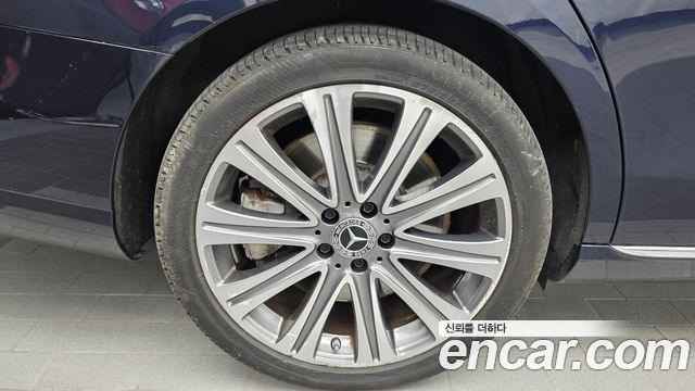 Mercedes-Benz E-Class (W213) E450 4MATIC Exclusive 2022 — фото 5