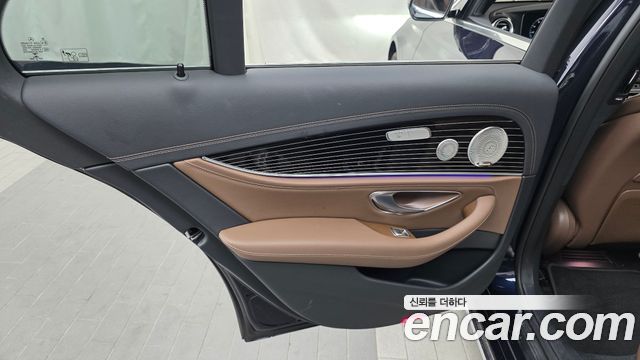 Mercedes-Benz E-Class (W213) E450 4MATIC Exclusive 2022 — фото 25