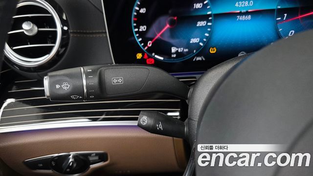 Mercedes-Benz E-Class (W213) E450 4MATIC Exclusive 2022 — фото 29