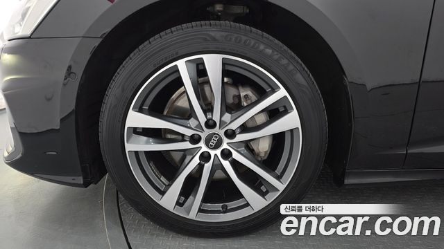 Audi A6 (C8) 45 TFSI Quattro Premium 2022 — фото 5