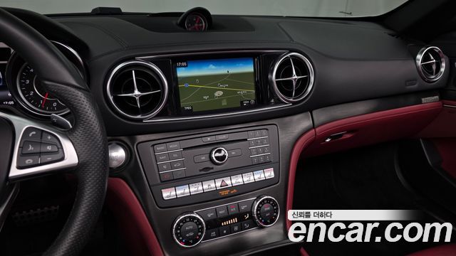 Mercedes-Benz SL-Class SL400 R231 2017 — фото 14