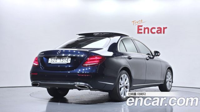 Mercedes-Benz E-Class (W213) E300 Exclusive 2019 — фото 2