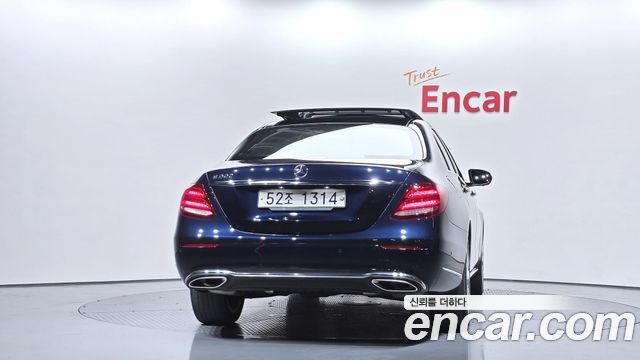 Mercedes-Benz E-Class (W213) E300 Exclusive 2019 — фото 4