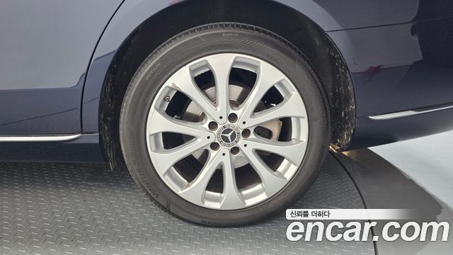 Mercedes-Benz E-Class (W213) E300 Exclusive 2019 — фото 27