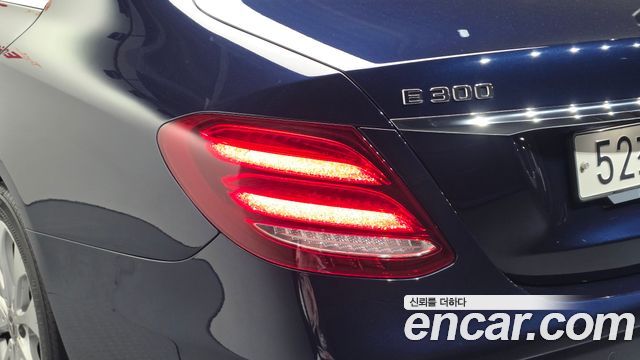 Mercedes-Benz E-Class (W213) E300 Exclusive 2019 — фото 29