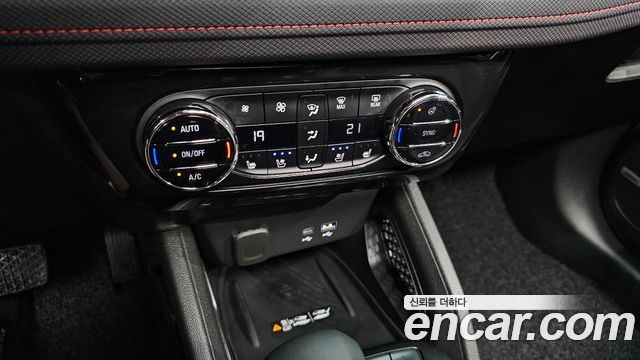 Chevrolet Trailblazer 1.3 Turbo 4WD RS 2024 — фото 28