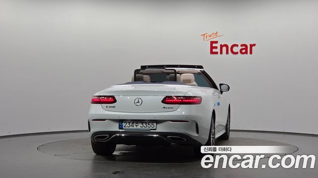Mercedes-Benz E-Class (W213) E450 4MATIC Cabriolet 2023 — фото 4