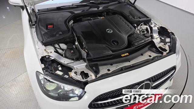 Mercedes-Benz E-Class (W213) E450 4MATIC Cabriolet 2023 — фото 6