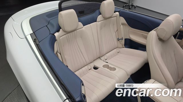 Mercedes-Benz E-Class (W213) E450 4MATIC Cabriolet 2023 — фото 15