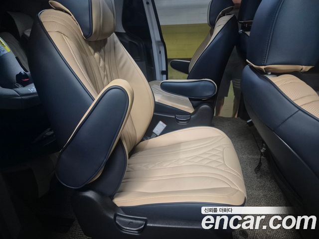 Kia Carnival (IV) HEV 9seater Nobless 2025 — фото 6