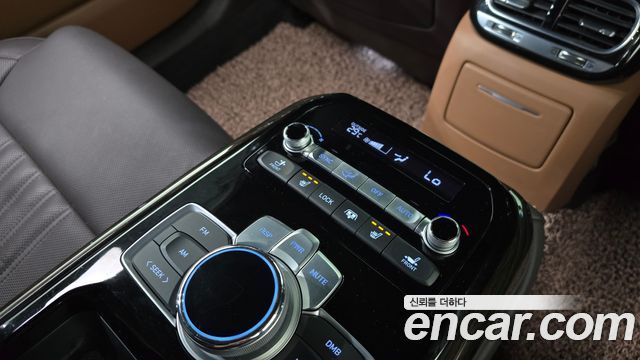 Genesis G90 3.8 AWD Luxury 2019 — фото 16