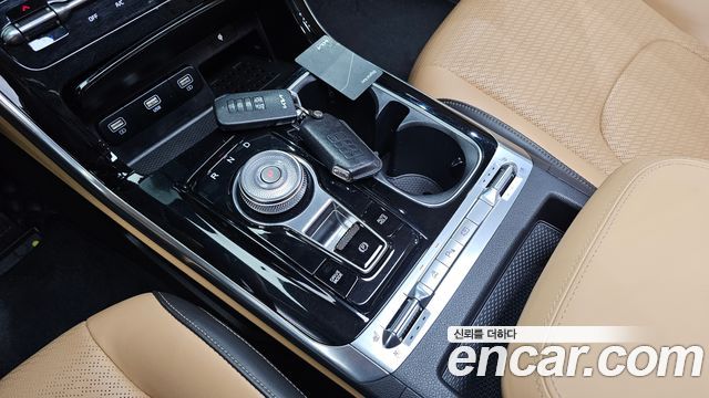 Kia Carnival (IV) Gasoline 9-Seater Signature 2023 — фото 9