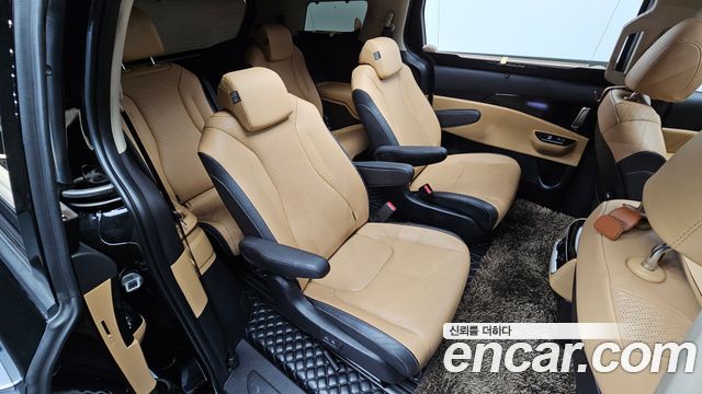 Kia Carnival (IV) Gasoline 9-Seater Signature 2023 — фото 11