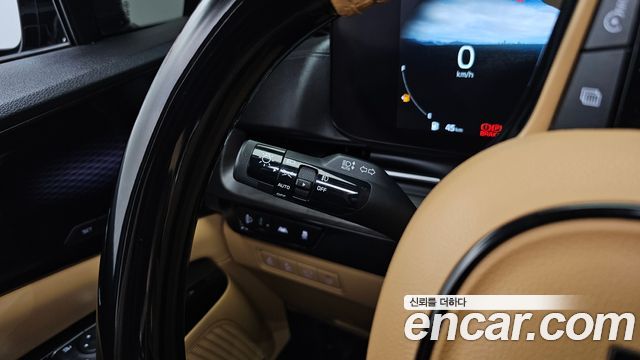 Kia Carnival (IV) Gasoline 9-Seater Signature 2023 — фото 27