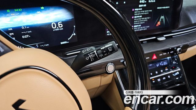 Kia Carnival (IV) Gasoline 9-Seater Signature 2023 — фото 28