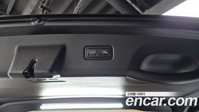 Kia Carnival (IV) Gasoline 9-Seater Signature 2023 — фото 36