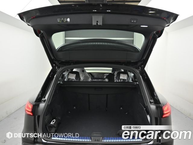 Audi Q5 (80A) 45 TFSI Quattro S Line Black Ediiton 2025 — фото 23