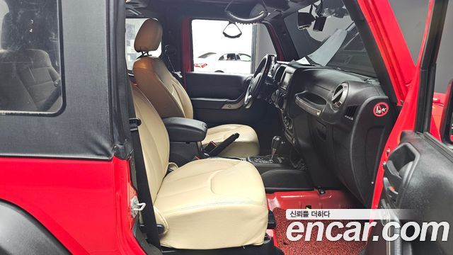 Jeep Wrangler (JK) 3.6 Sport 2Door 2016 — фото 11