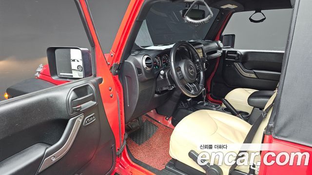 Jeep Wrangler (JK) 3.6 Sport 2Door 2016 — фото 12