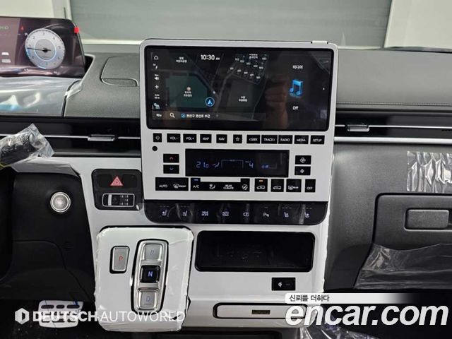 Hyundai Staria 4WD Lounge 7-Seater Inspiration 2025 — фото 18