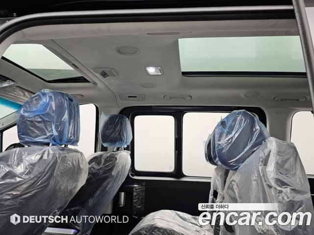 Hyundai Staria 4WD Lounge 7-Seater Inspiration 2025 — фото 22