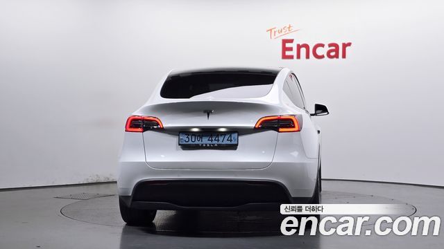 Tesla Model Y Standard Range RWD 2021 — фото 4