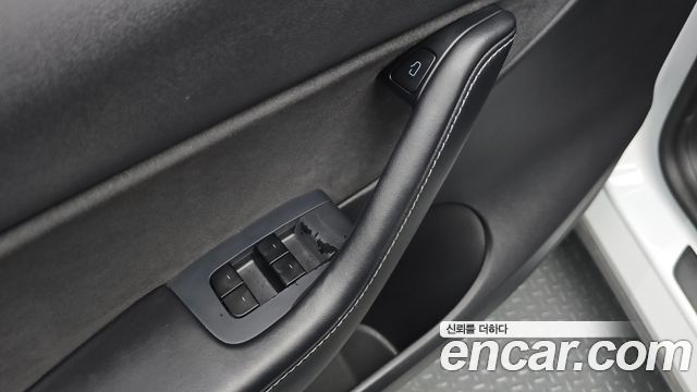 Tesla Model Y Standard Range RWD 2021 — фото 15
