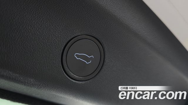 Tesla Model Y Standard Range RWD 2021 — фото 20