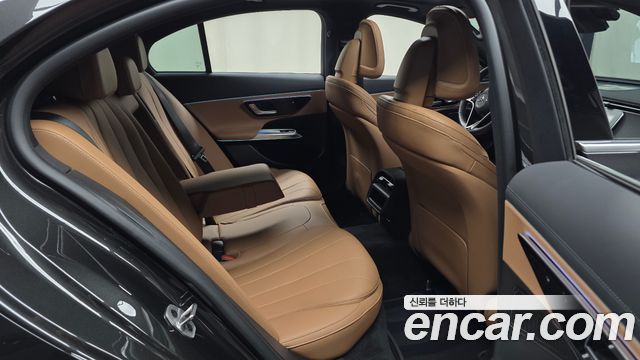 Mercedes-Benz E-Class (W214) E200 Avantgarde 2025 — фото 26