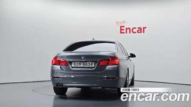 BMW 5 Series (F10) 528i xDrive Luxury Plus 2015 — фото 4