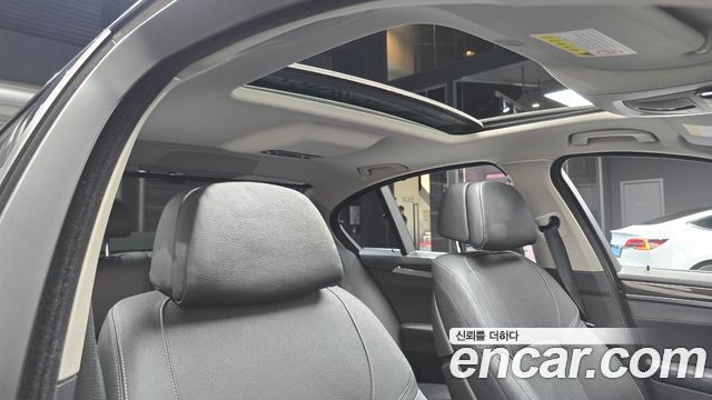BMW 5 Series (F10) 528i xDrive Luxury Plus 2015 — фото 20