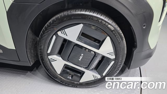 Kia EV3 Long Range 2WD Earth 2025 — фото 21