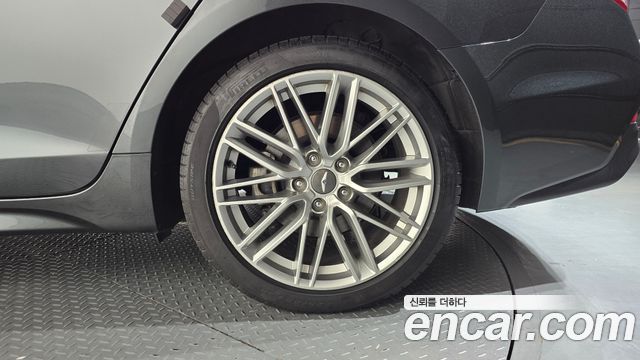 Genesis G70 2.0T AWD Elite 2019 — фото 21