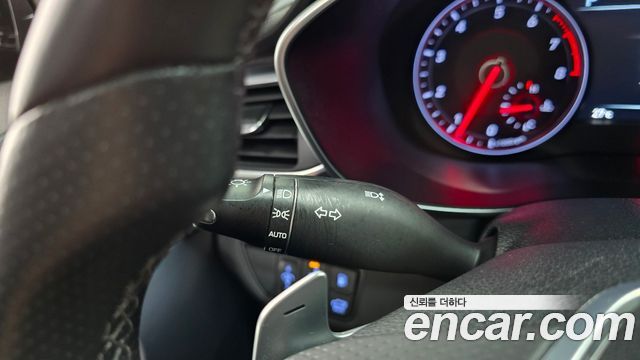 Genesis G70 2.0T AWD Elite 2019 — фото 30