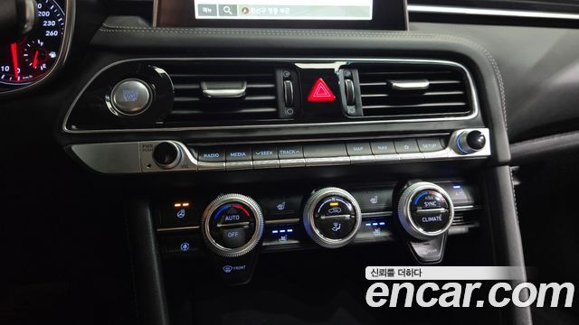 Genesis G70 2.0T AWD Elite 2019 — фото 31