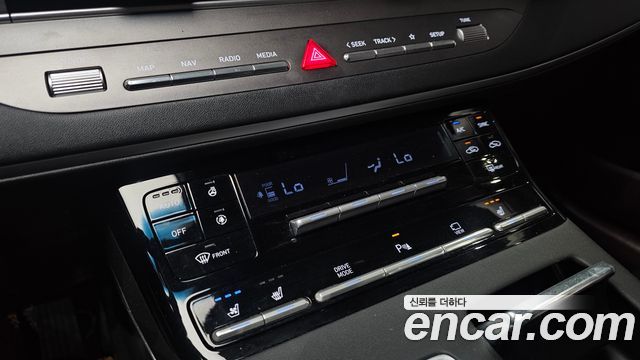 Hyundai Grandeur (IG) 3.0 LPi (Taxi) example 2021 — фото 19