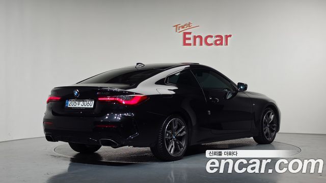 BMW 4 Series (G22) M440i xDrive Performance Coupe 2021 — фото 2