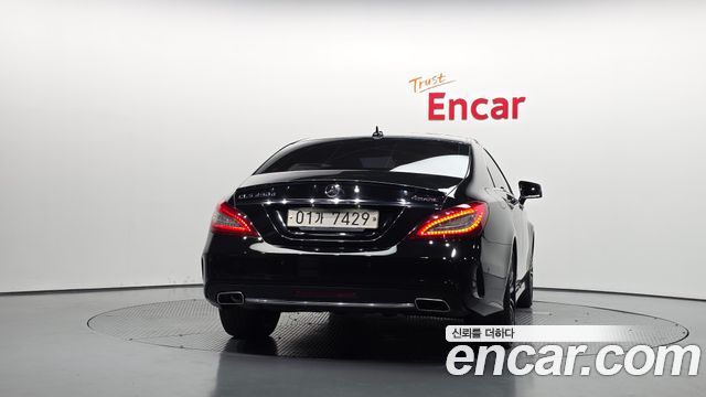 Mercedes-Benz CLS-Class (W218) CLS250 d 4MATIC AMG Line 2017 — фото 4